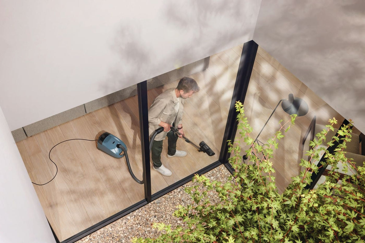 Miele Guard S1 Canister Vacuum