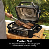 The wood-fire professional outdoor grill is equipped with an internal thermometer. It is a 7-in-one multi-functional grill, a barbecue smoker, an outdoor air fryer, featuring baking, roasting, dehydrating and grilling functions. It adopts the wood-fi