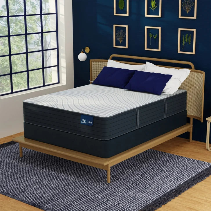 Serta iDream Upscale 30.5 cm (12 in.) Hybrid Mattress or Set F2976